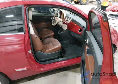 2012 Fiat 500 Lounge z USA, uszkodzony, nr VIN 3C3CFFCR7CT106580